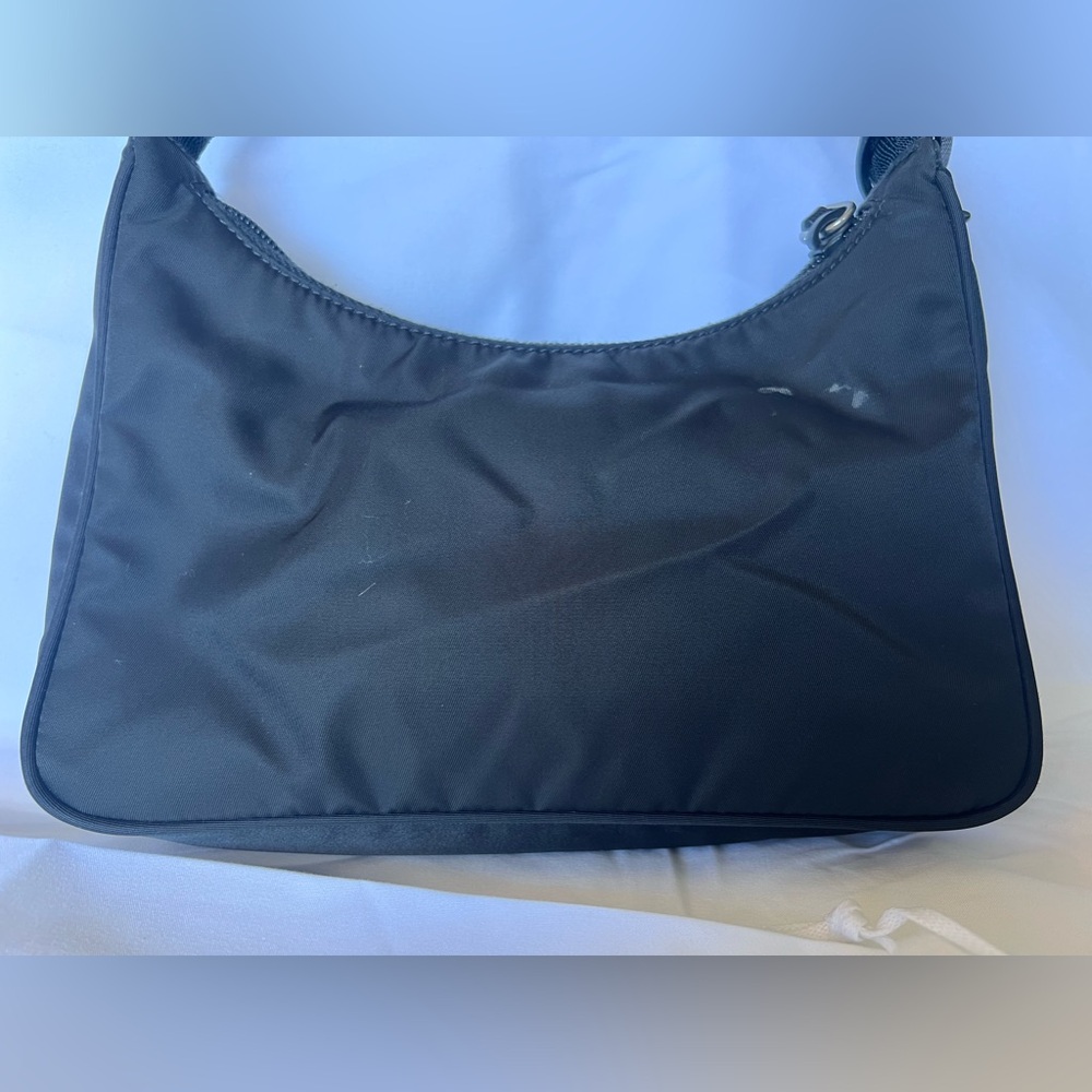Prada Re-edition 2000 Handbag - Picture 6 of 15